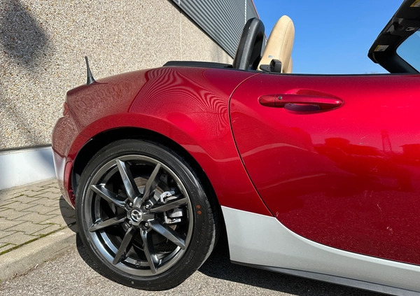 Mazda MX-5 cena 59900 przebieg: 32882, rok produkcji 2020 z Warszawa małe 562